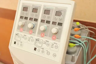 干渉波施術器のイメージ